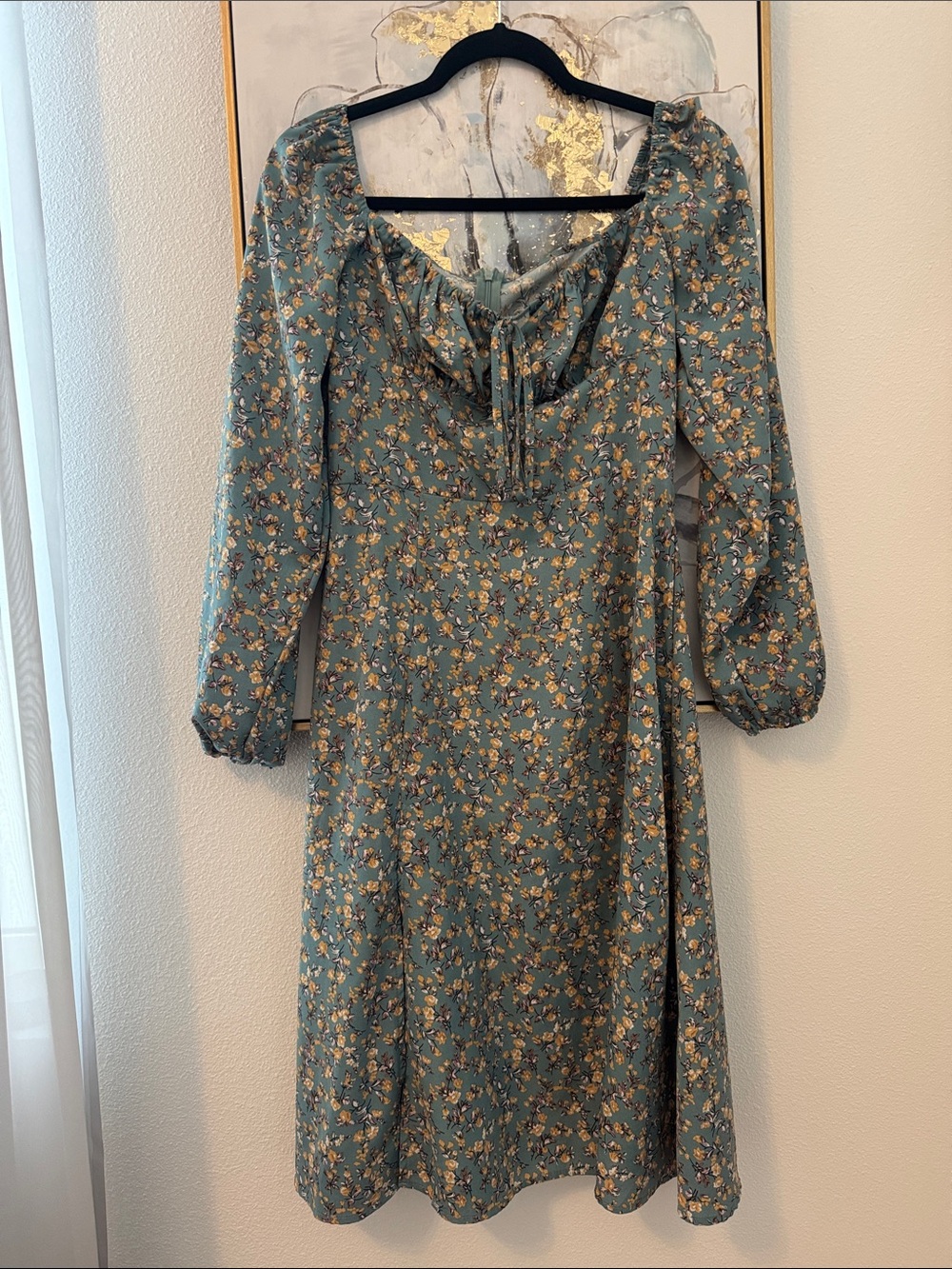 Last Chance: SHEIN Sage Green Floral Long Sleeve Midi Dress